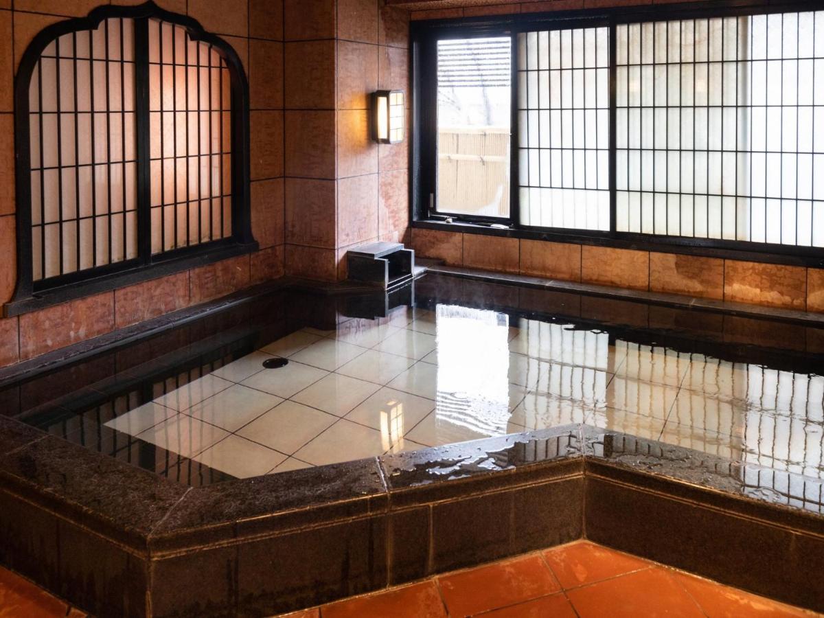 Hotel Castle Inn Suzuka Exteriör bild