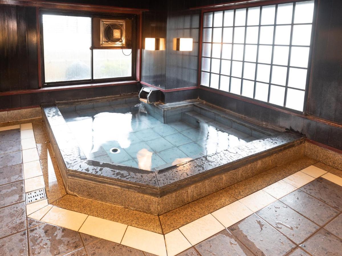 Hotel Castle Inn Suzuka Exteriör bild
